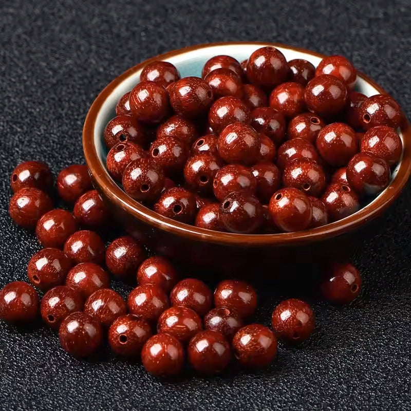 Perles en bois de santal teinté rouge rondes naturelles - 10mm